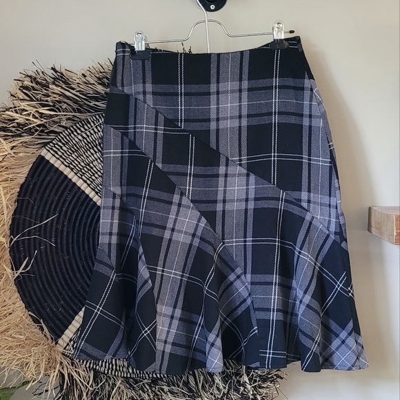 Black and White Vintage Skirt Y2K - Picture 2 of 2